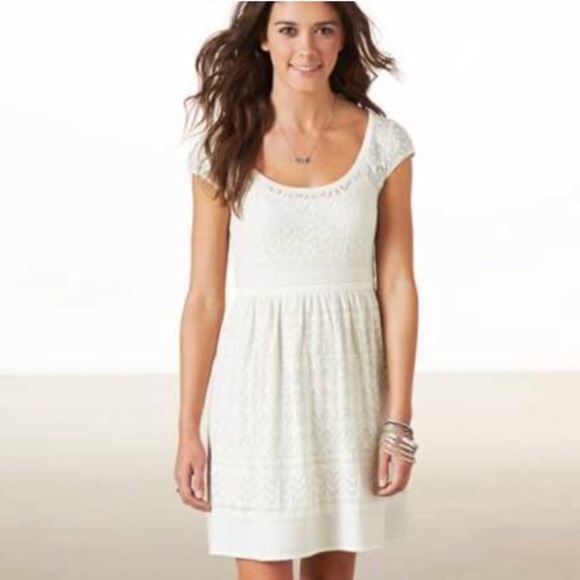 American Eagle Outfitters Dresses & Skirts - NWT American Eagle Cream shimmer knit dress Small